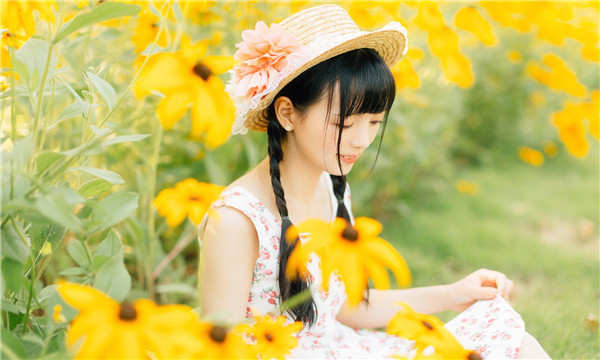 找一个女人生孩子给她10万,找个女的生孩子